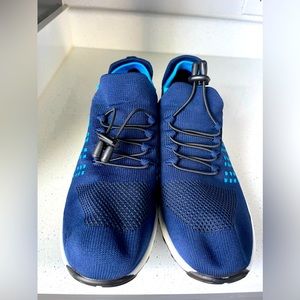 Workout shoes for women